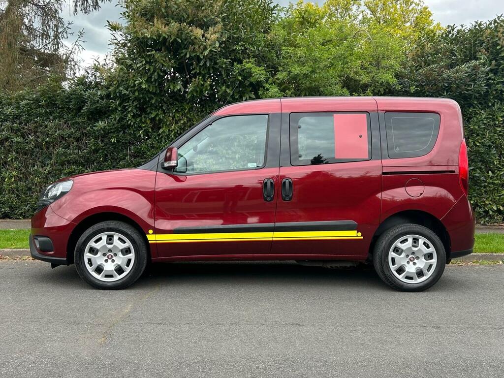Fiat Doblo Mpv 1.6 Multijet Easy Euro 6 201818 Red #2
