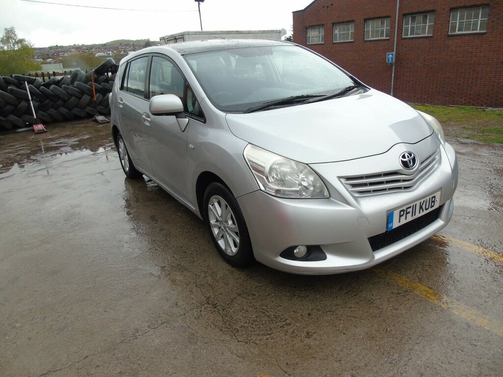 Toyota Verso 2.0 D-4d Tr Lthr Pan Rf Mpv Silver #2