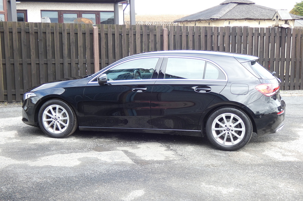 Mercedes-Benz A Class 1.3 A180 Sport Executive Hatchback 7G Black #5