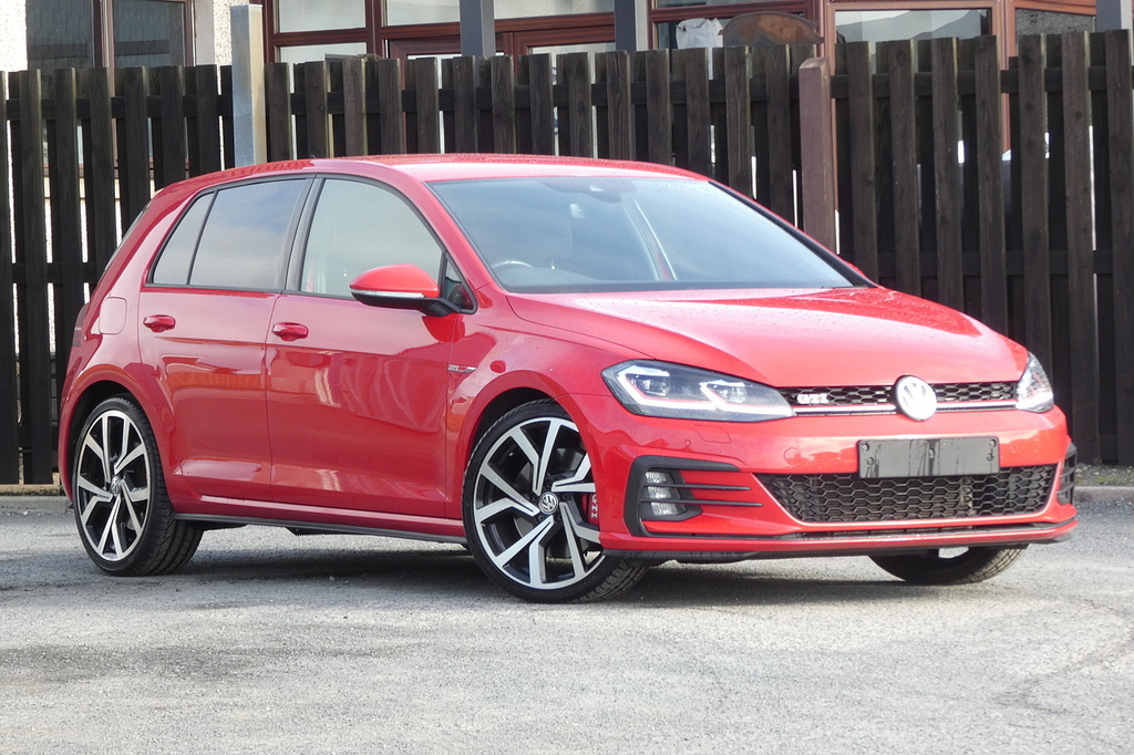 Volkswagen Golf 2.0 Tsi Gpf Gti Performance Hatchback D Red