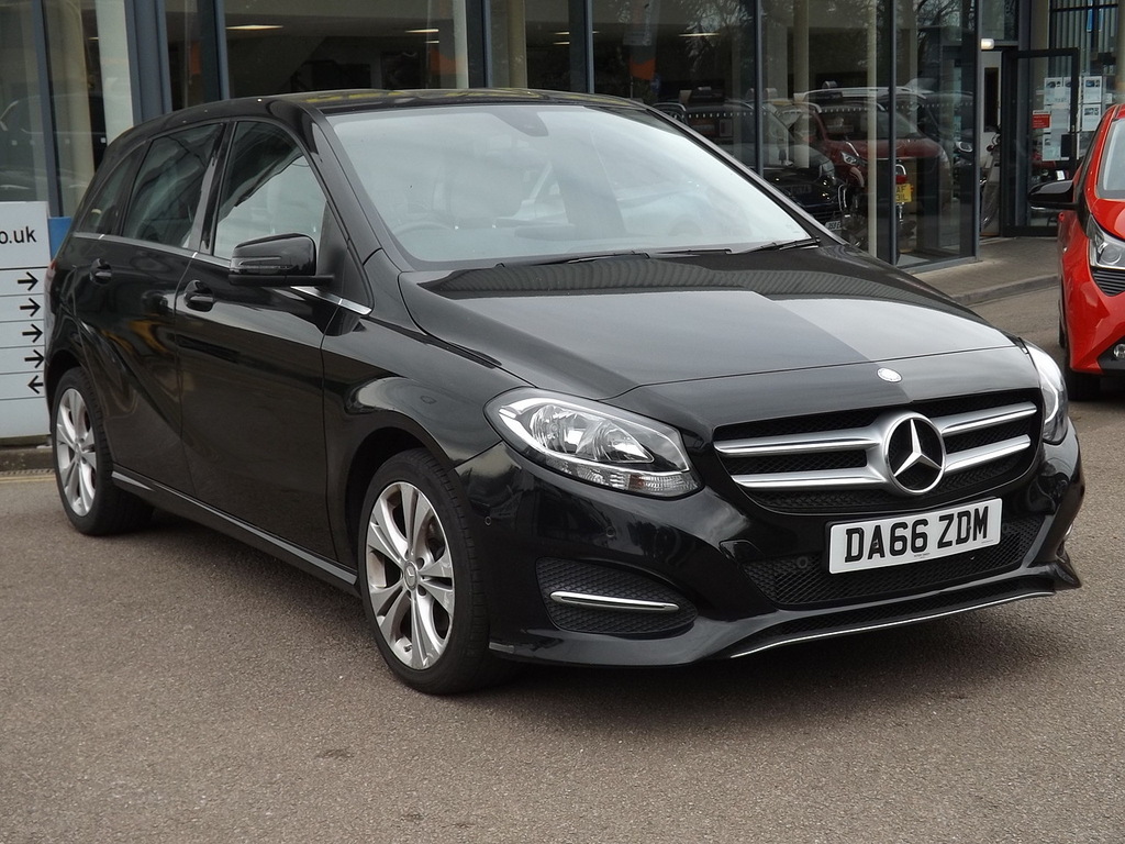 Mercedes-Benz B Class B180 Sport Black #3