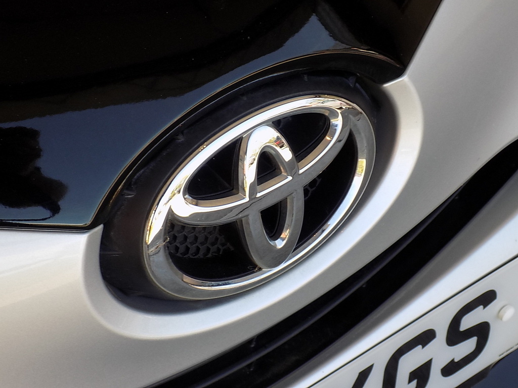 Toyota Aygo Vvt-i X-press MW18XGS Black #4