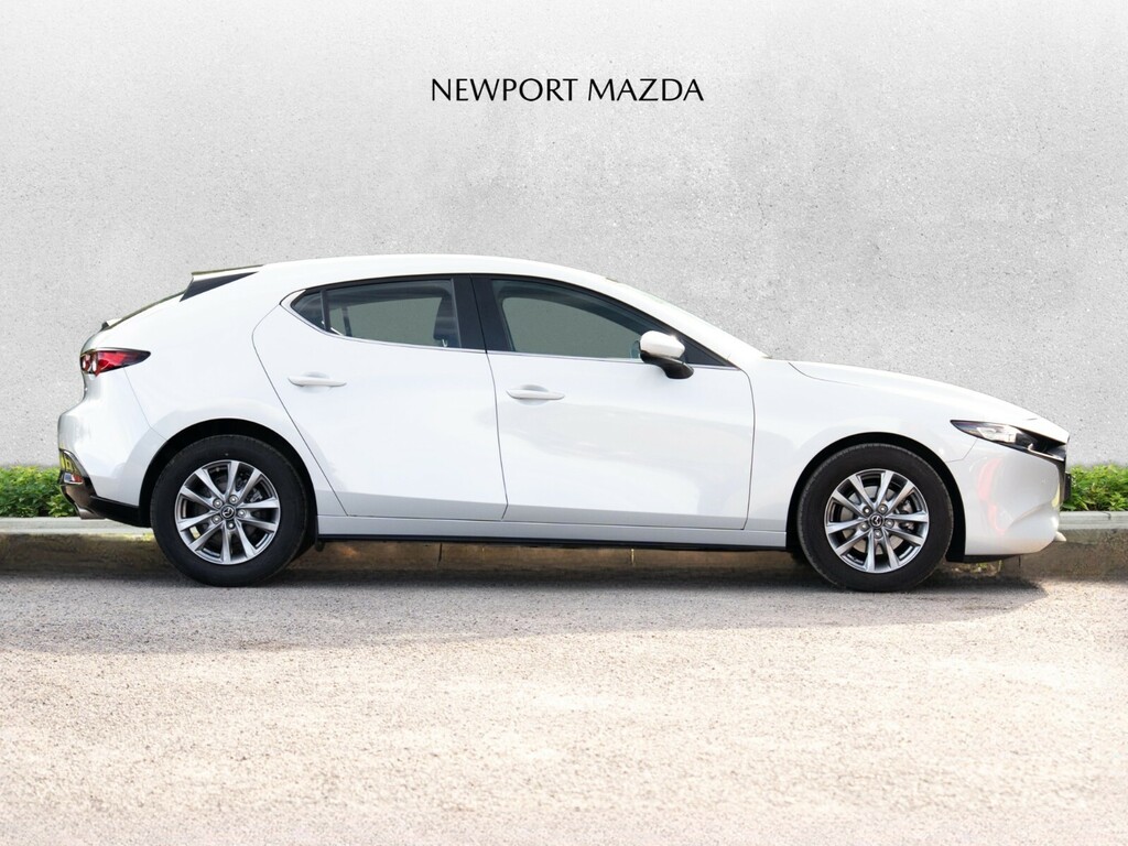 Mazda 3 2.5 E-skyactiv G Mhev 140 Centre-line LM25CUJ White #6