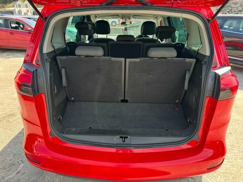 Vauxhall Zafira Sri Cdti Red #2