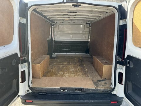 Vauxhall Vivaro L2h1 2900 Sportive White