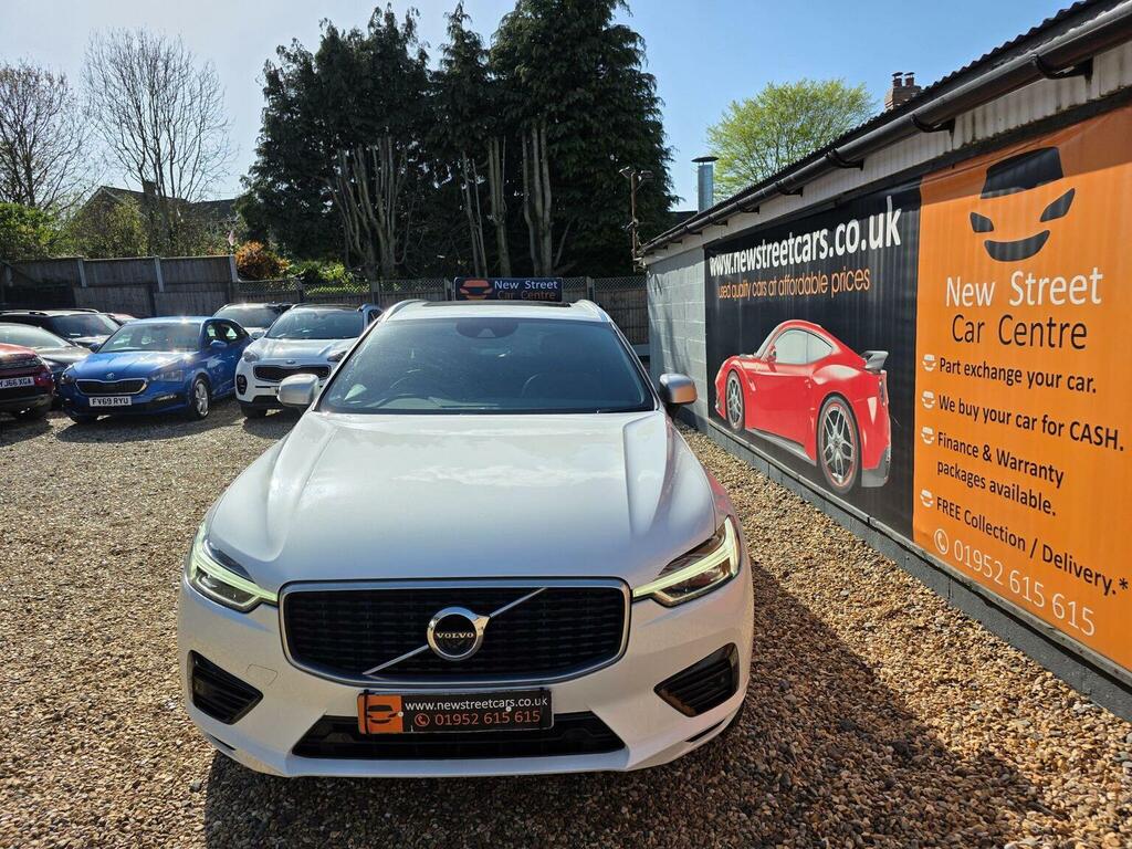 Volvo XC60 Suv 2.0H T8 Twin Engine 11.6Kwh R-design Awd VX19LZJ White #3