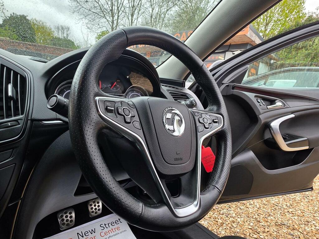 Vauxhall Insignia Hatchback 2.0 Cdti Sri Nav Euro 6 Ss 2016 Black #4
