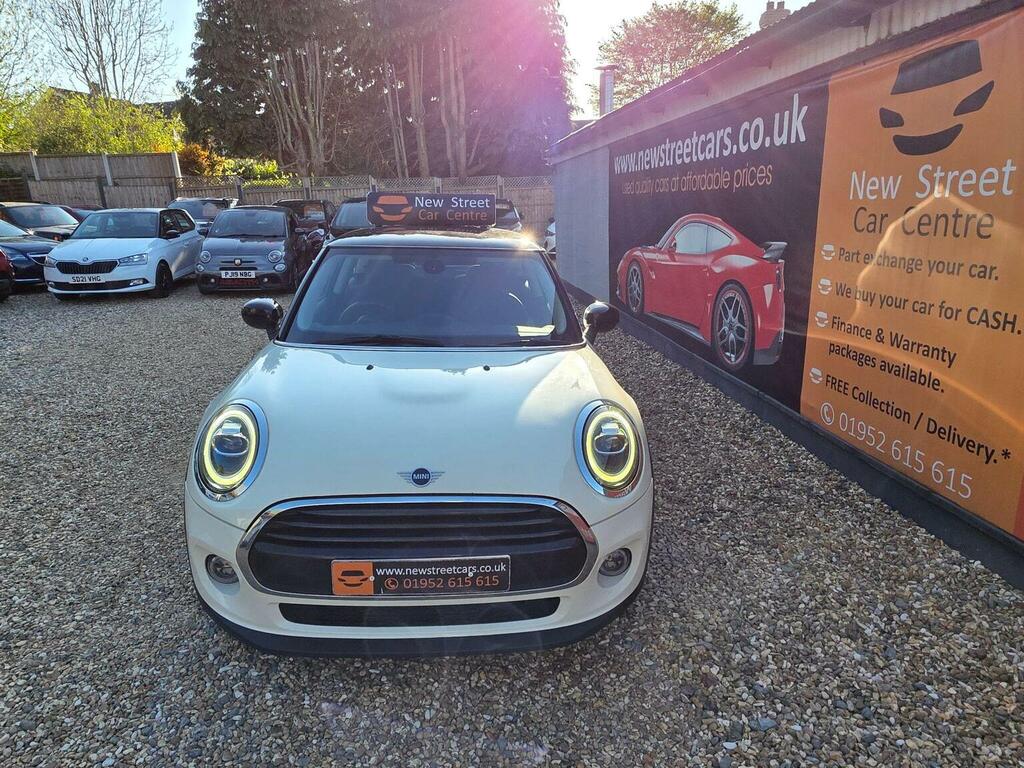Mini Hatch Hatchback 1.5 Cooper Classic Euro 6 Ss 201 FM19FSL White #3