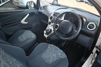 Ford KA 1.2 Edge Hatchback Euro 4 69 Ps NV10YPF White #3