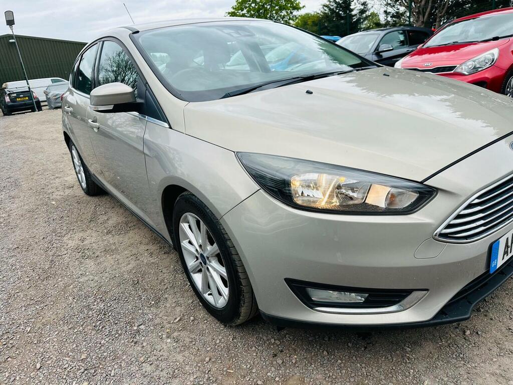 Ford Focus Hatchback 1.0T Ecoboost Titanium Euro 6 Ss AF15GFY Silver #5