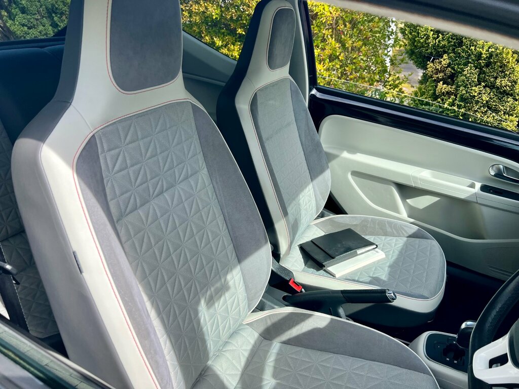 Volkswagen Up 1.0 Up Beats Hatchback Euro 6 60 Black #5