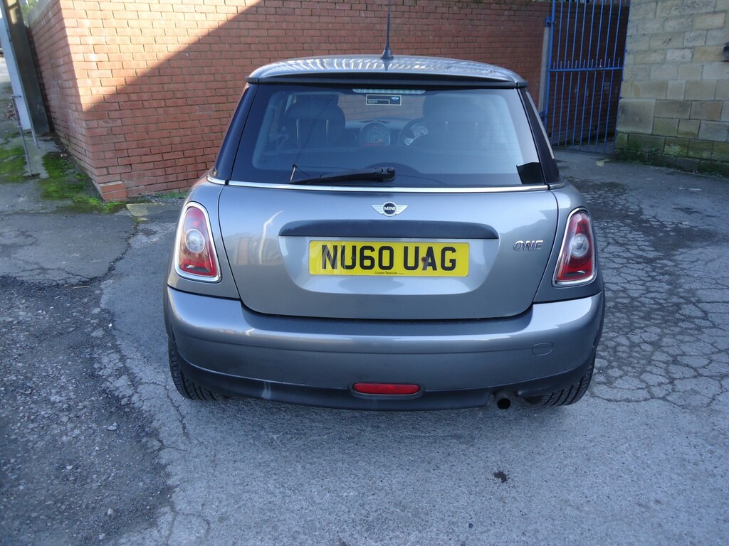 Mini Hatch Hatchback 1.6 One Graphite Hatch 2010 NU60UAG Silver #5