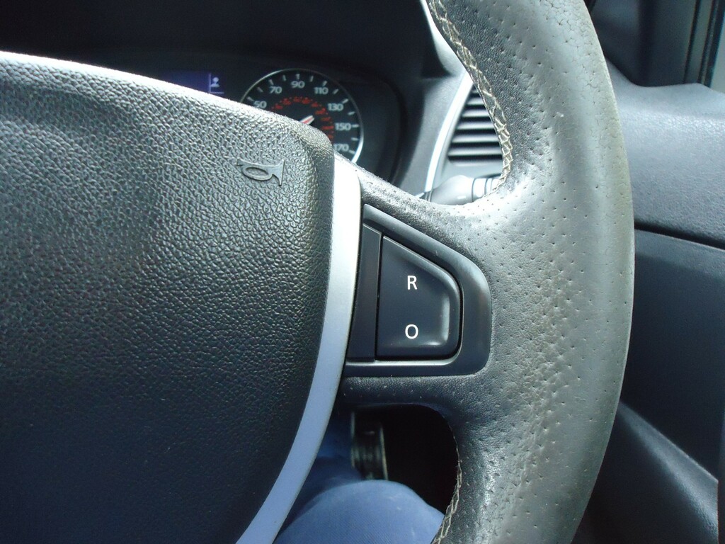 Renault Laguna Hatchback 2.0 Dci Dynamique Tomtom 201161 Black #21