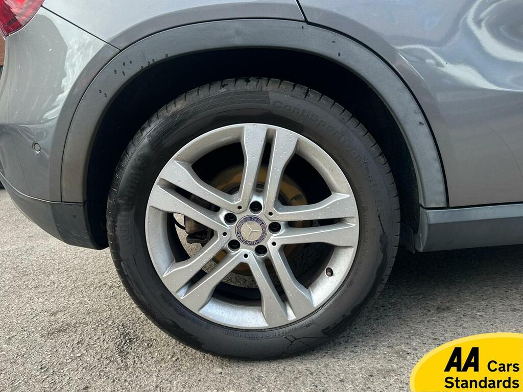 Mercedes-Benz GLA Class 1.6 Gla200 Amg Line Executive Suv 7G- Grey #5