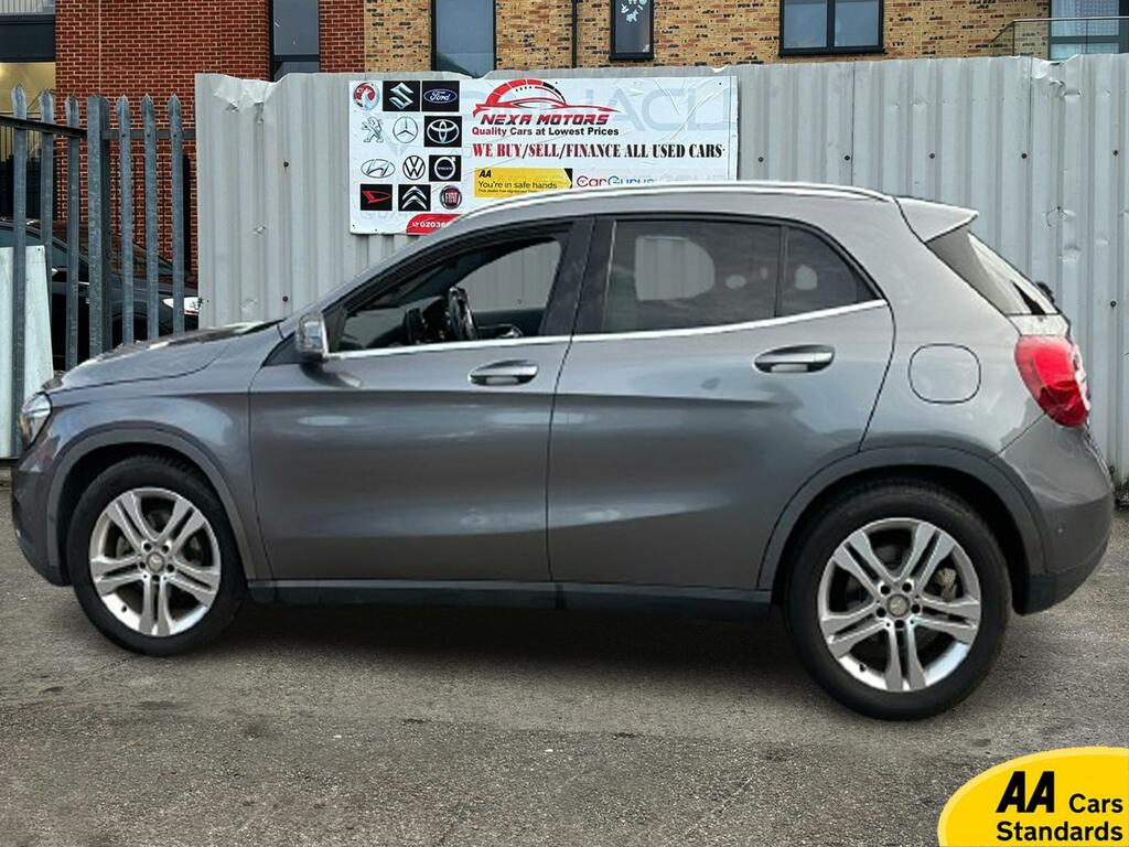 Mercedes-Benz GLA Class 1.6 Gla200 Amg Line Executive Suv 7G- Grey #2