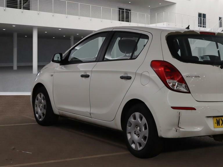 Hyundai I20 1.2 Classic Hatchback Euro 5 85 WX63VTT White #3