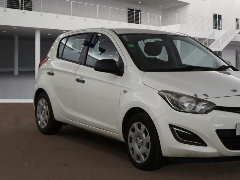 Hyundai I20 1.2 Classic Hatchback Euro 5 85 White