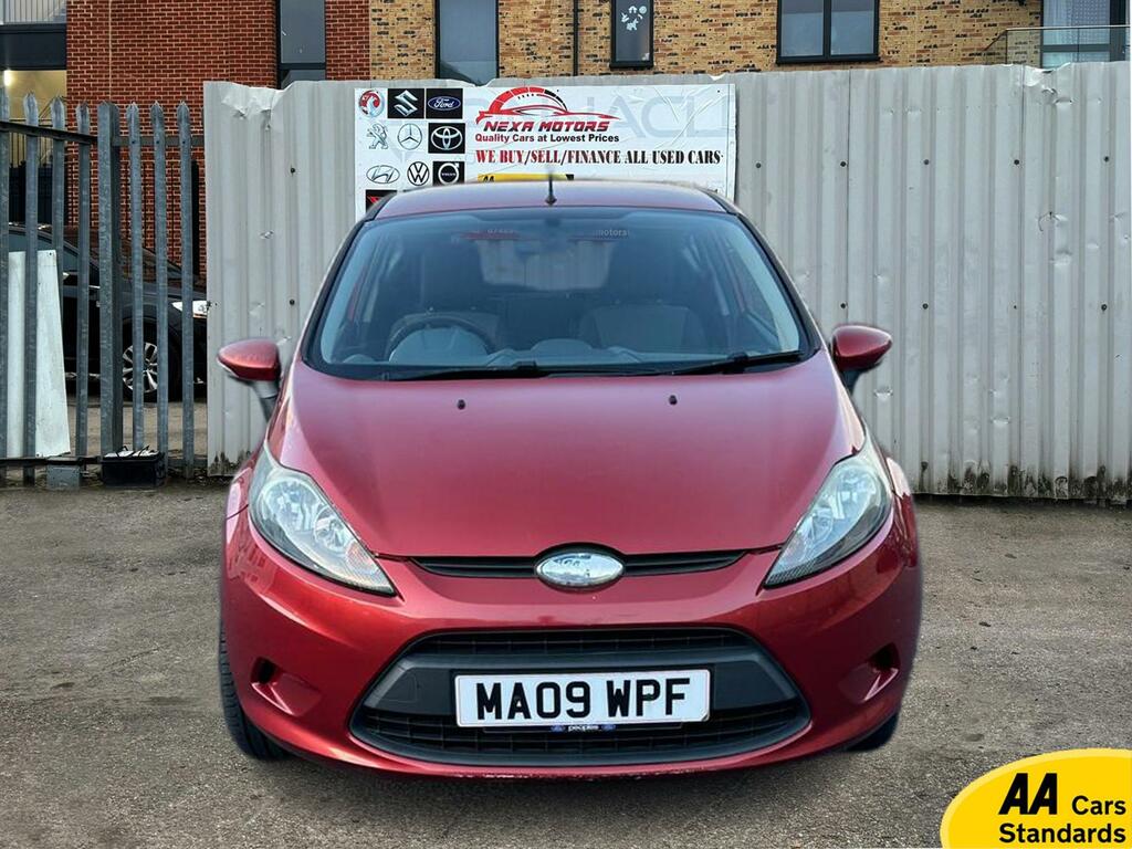 Ford Fiesta 1.4 Style Hatchback 154 G Red