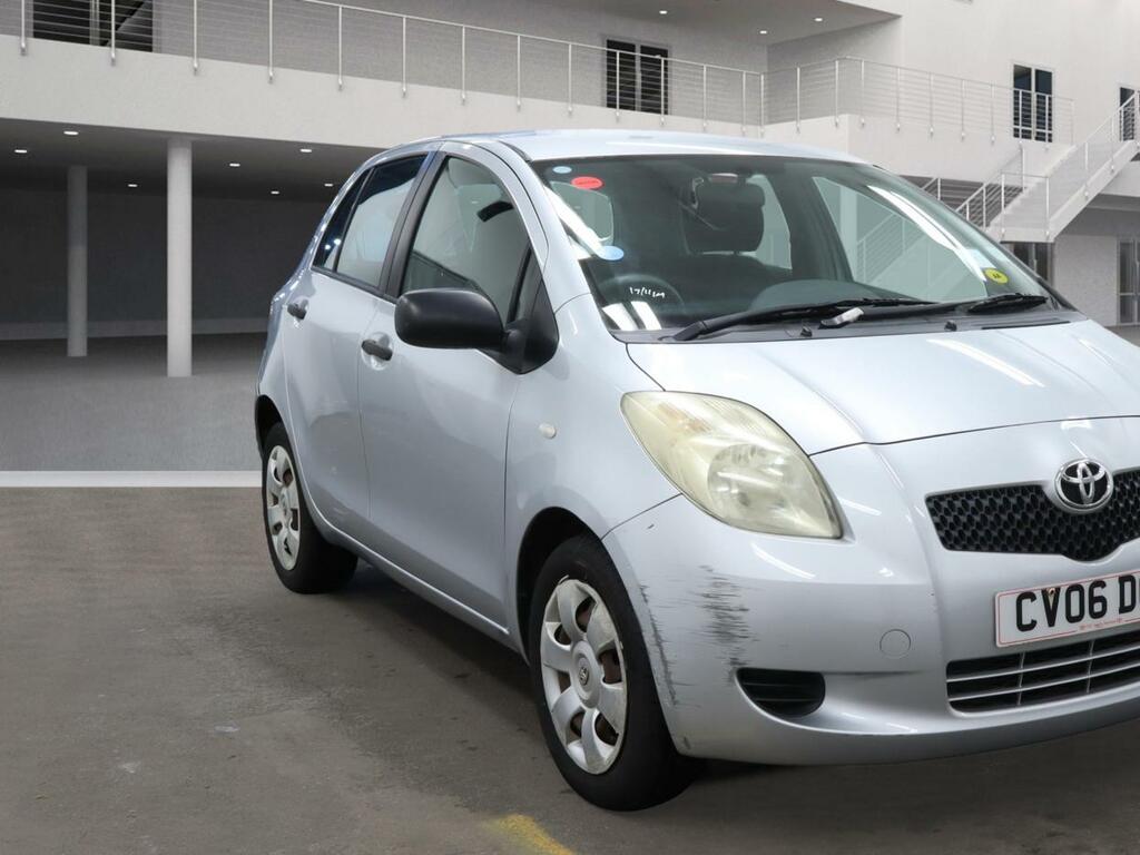 Toyota Yaris 1.0 Vvt-i T2 Hatchback 127 Gkm Silver