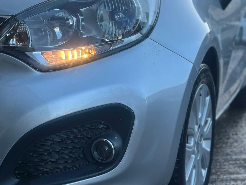 Kia RIO 1.25 2 Hatchback Euro 5 84 Bhp NX62VUH Silver #6