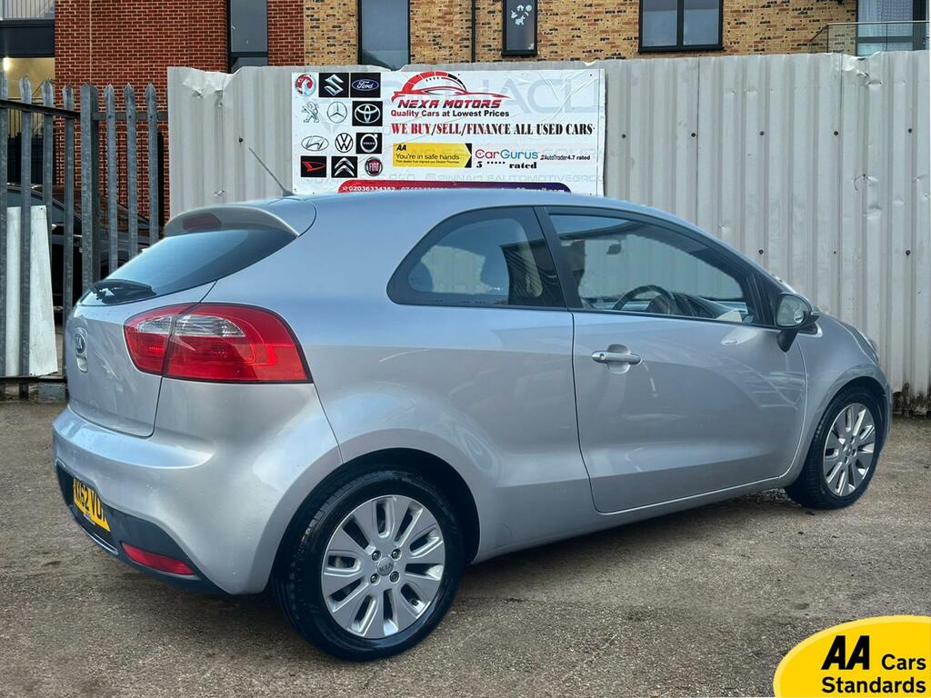 Kia RIO 1.25 2 Hatchback Euro 5 84 Bhp NX62VUH Silver #5