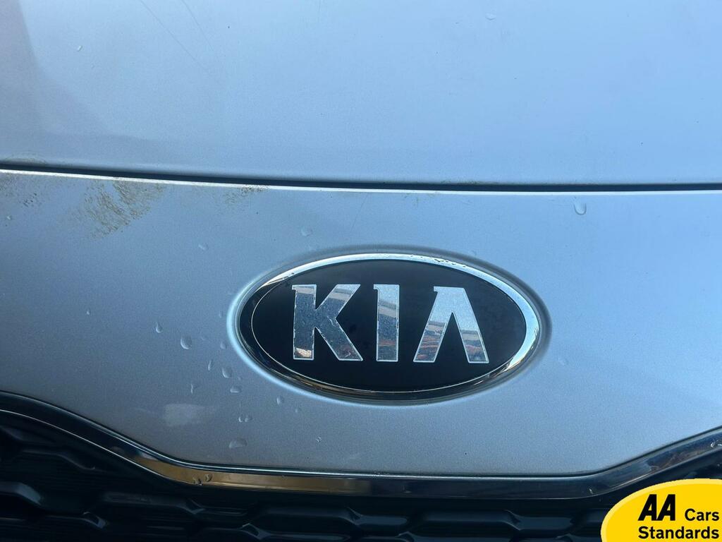 Kia RIO 1.25 2 Hatchback Euro 5 84 Bhp NX62VUH Silver #4