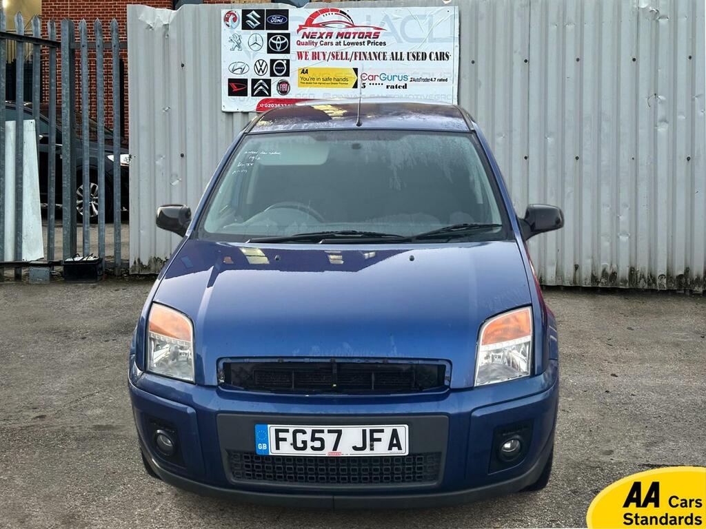 Ford Fusion 1.6 Zetec Climate Hatchback Blue #2