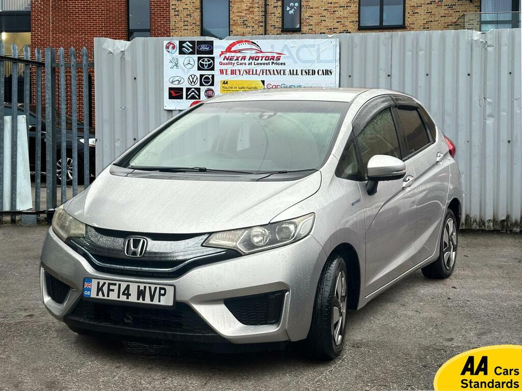Honda Jazz 1.5 I-vtec Es Plus Hatchback Hybrid Cvt Silver #2