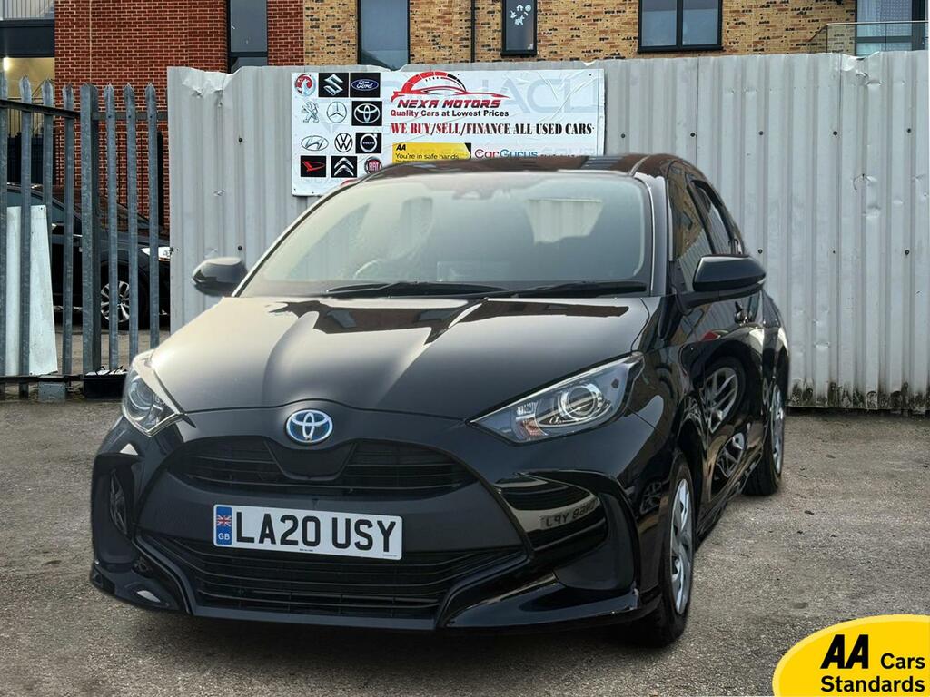Toyota Yaris 1.5 Vvt-h Design Hatchback Hybrid E-cvt LA20USY Black #4