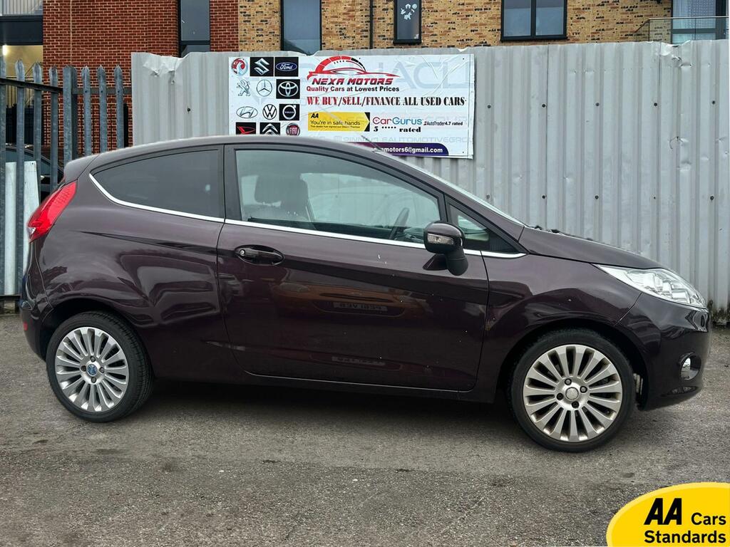 Ford Fiesta 1.4 Titanium Hatchback 154 G DV59HWH Red #6