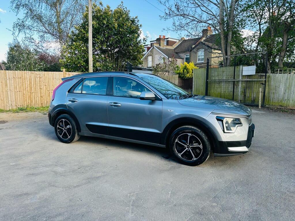 Kia Niro Suv 1.6H Gdi 2 Dct Euro 6 Ss 202323 CE23JZW Grey #3