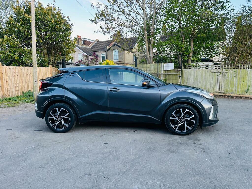 Toyota C-Hr Suv 1.8 Vvt-h Design Cvt Euro 6 Ss 202070 MK70GLF Grey #2