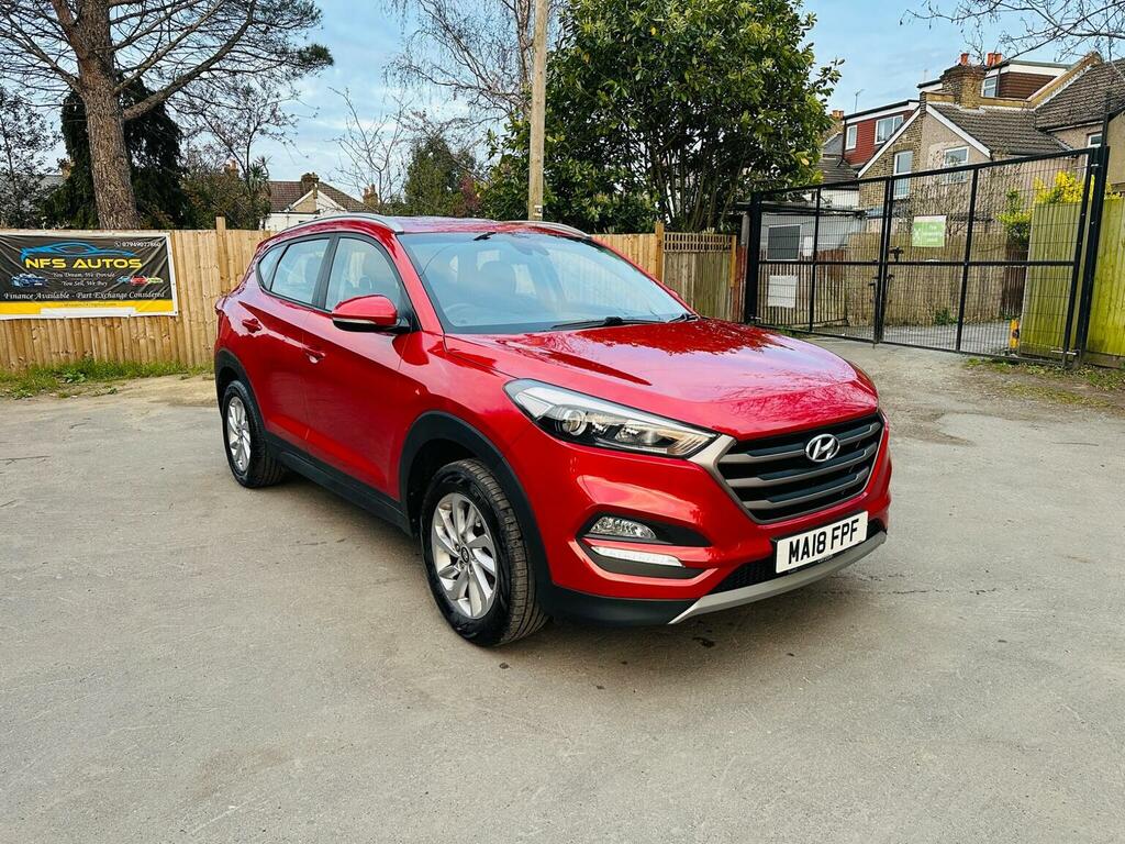 Hyundai Tucson Suv 1.6 Gdi Blue Drive Se Euro 6 Ss 20181 MA18FPF Red #4