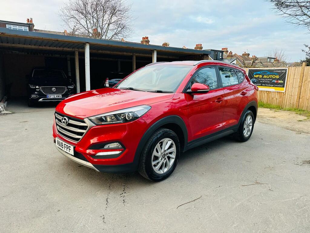 Hyundai Tucson Suv 1.6 Gdi Blue Drive Se Euro 6 Ss 20181 MA18FPF Red #5