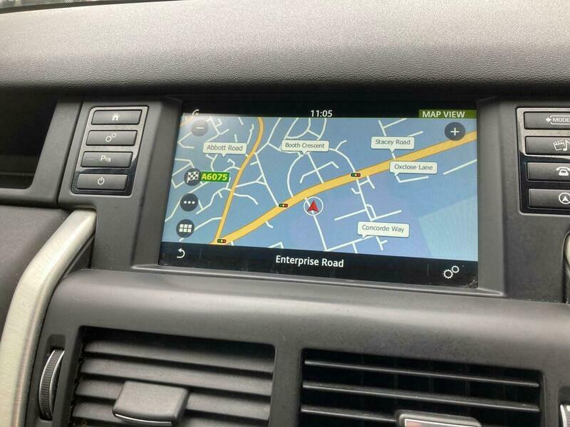 Land Rover Discovery Sport 2.0 Td4 Se Tech SC65GNO White #3