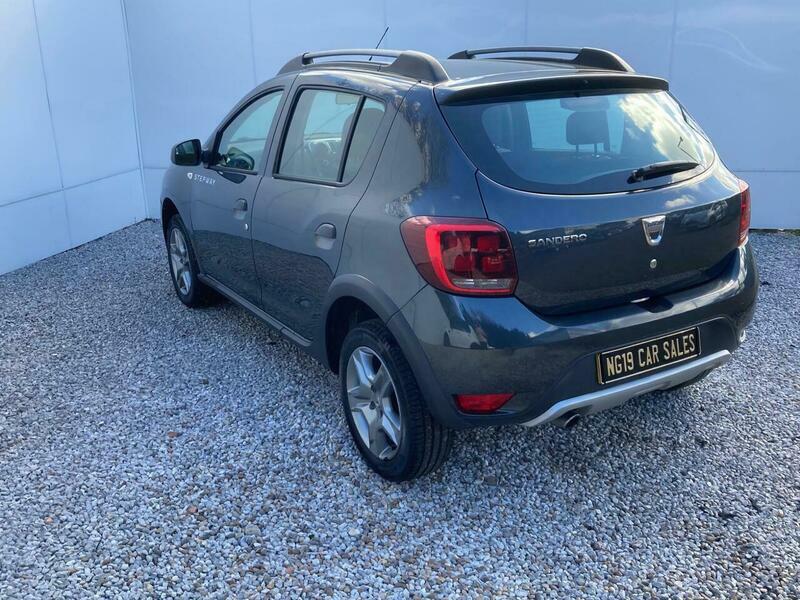 Dacia Sandero 0.9 Tce Essential Euro Grey #4