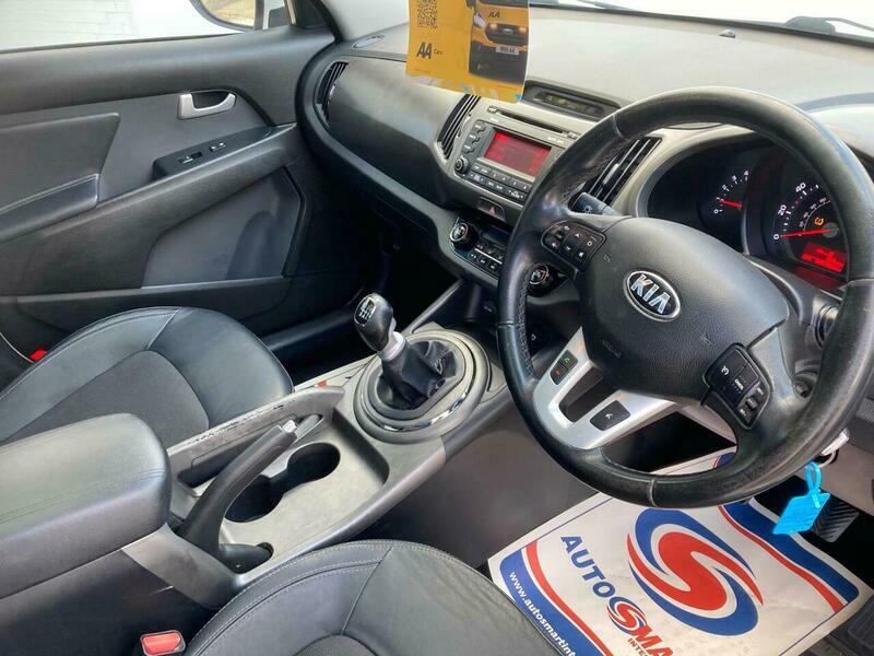 Kia Sportage 2.0 Crdi Kx-2 Awd KT14CTE White #2