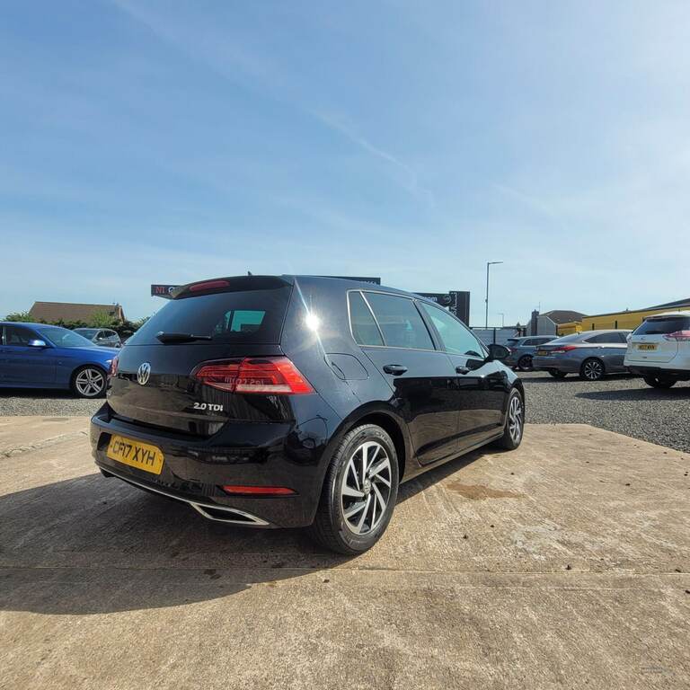 Volkswagen Golf 2.0 Tdi Gt Dsg CF17XYH Black #4