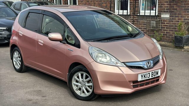 Honda Jazz Ima Hs Hatchback Pink