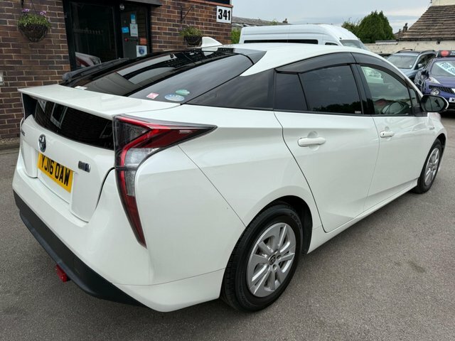 Toyota Prius Vvt-h Active Cvt Euro White #5