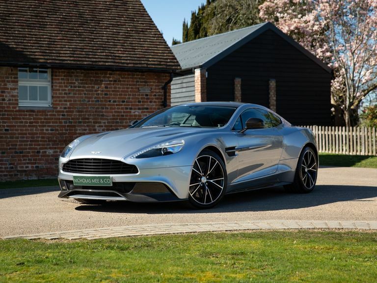 Aston Martin Vanquish Coupe Silver