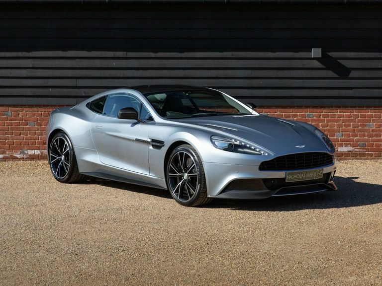 Aston Martin Vanquish Coupe Silver #2