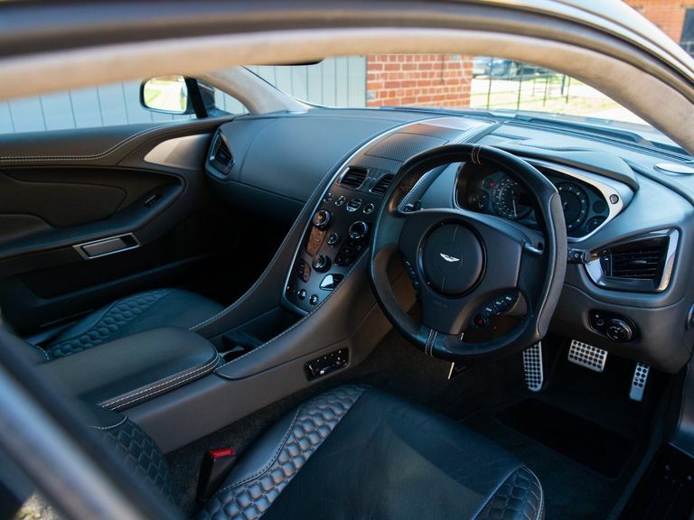 Aston Martin Vanquish Coupe Silver #5