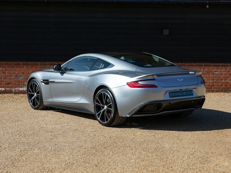 Aston Martin Vanquish Coupe Silver #4