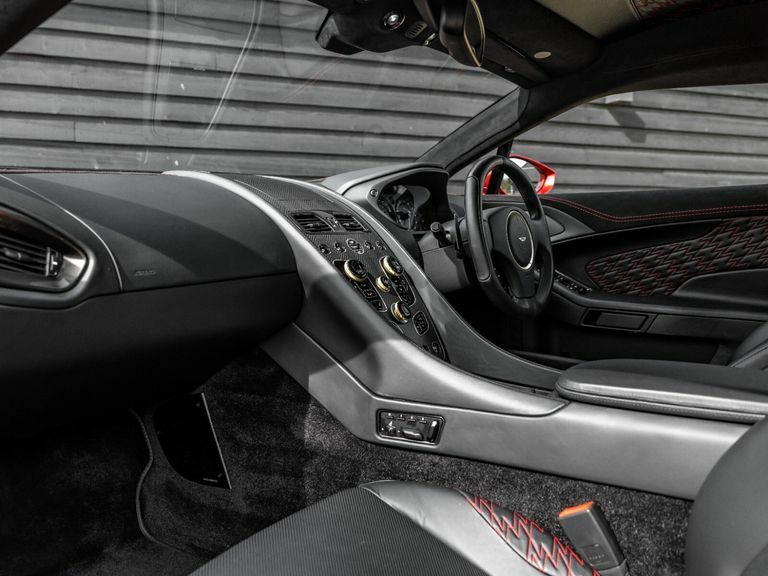 Aston Martin V12 Zagato Touchtronic 3 22 Grey #44