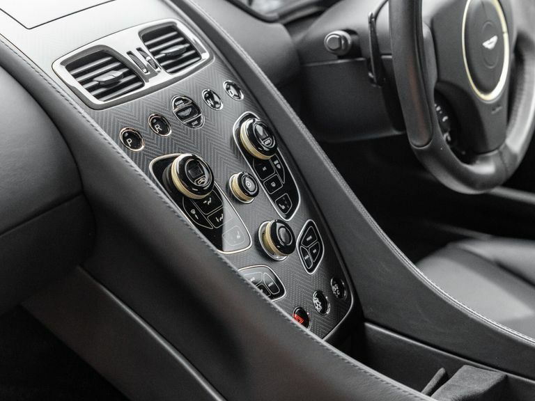 Aston Martin V12 Zagato Touchtronic 3 22 Grey #7