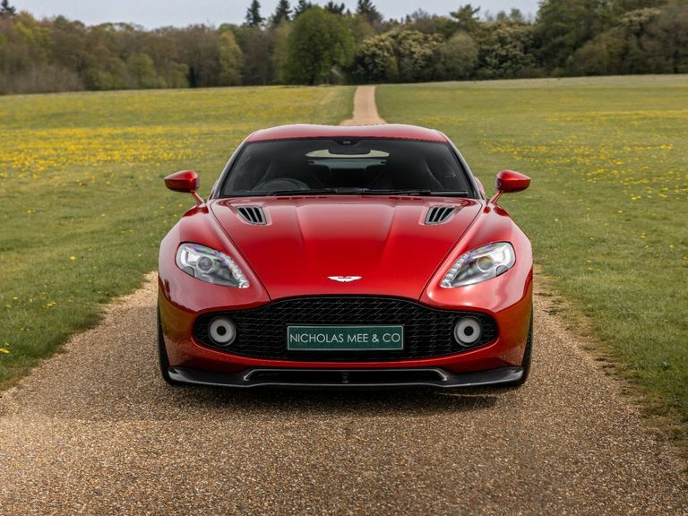 Aston Martin V12 Zagato Touchtronic 3 22 Grey #11