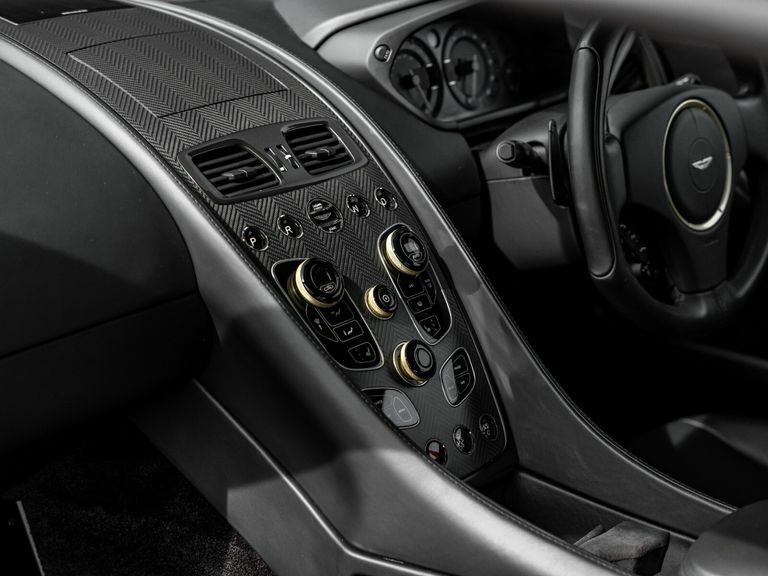 Aston Martin V12 Zagato Touchtronic 3 22 Grey #38