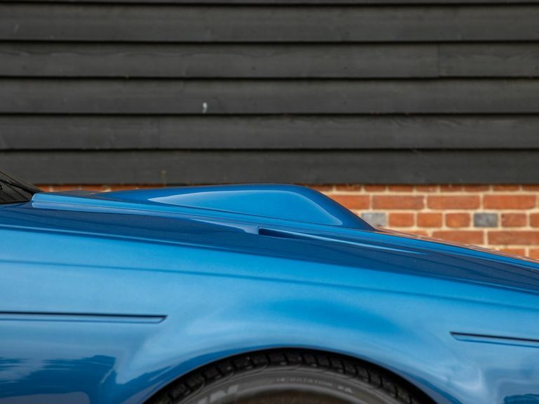 Aston Martin V8 Efi Blue #16
