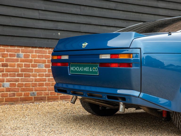 Aston Martin V8 Efi Blue #27